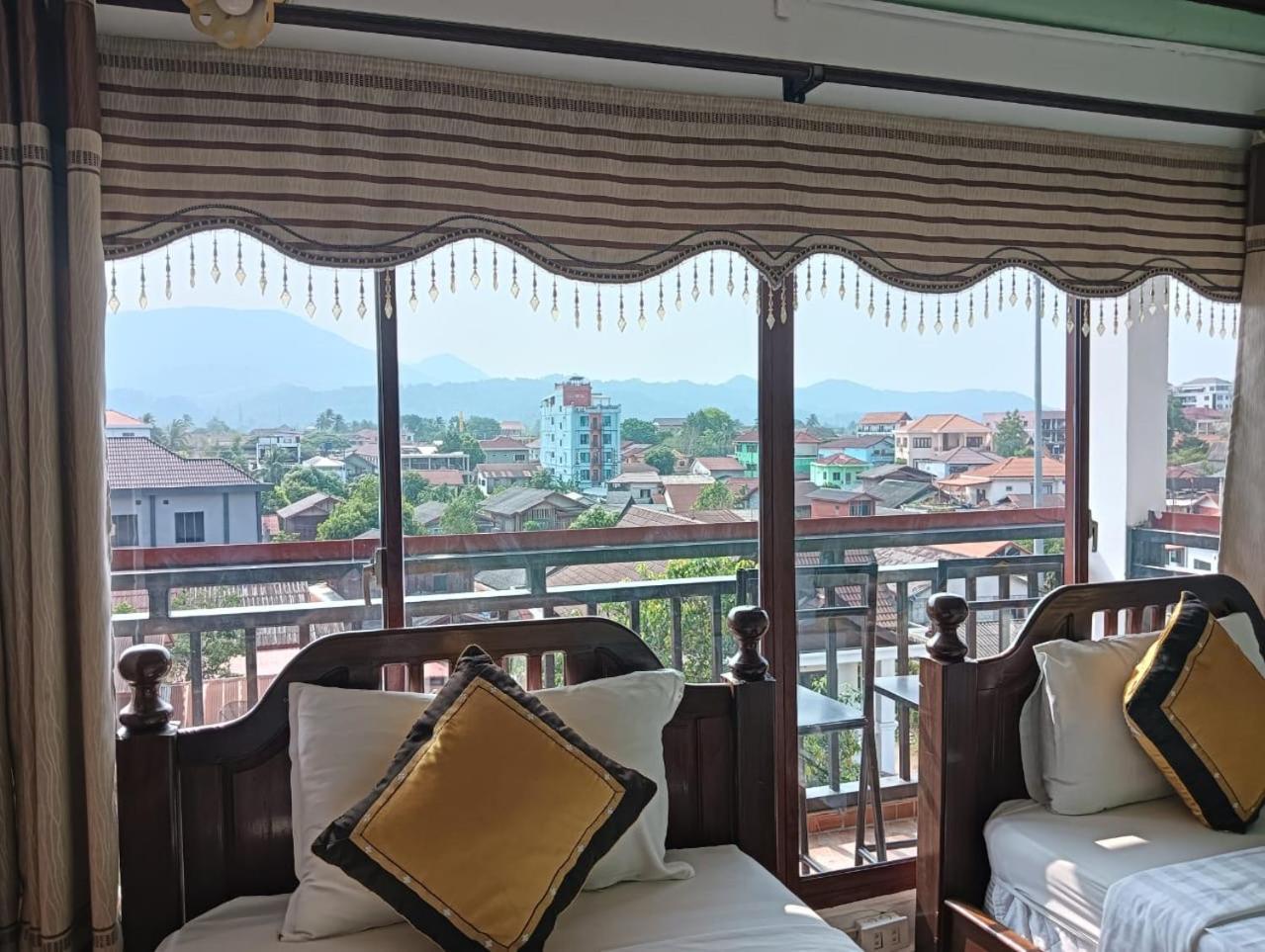 Bountang Riverside Hotel Vangviang Kültér fotó