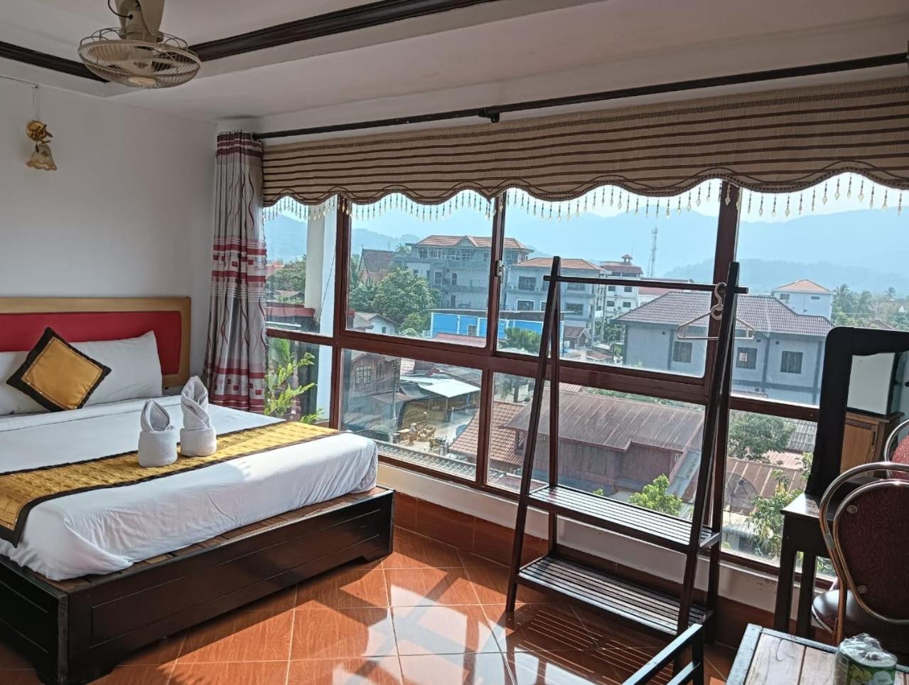 Bountang Riverside Hotel Vangviang Kültér fotó