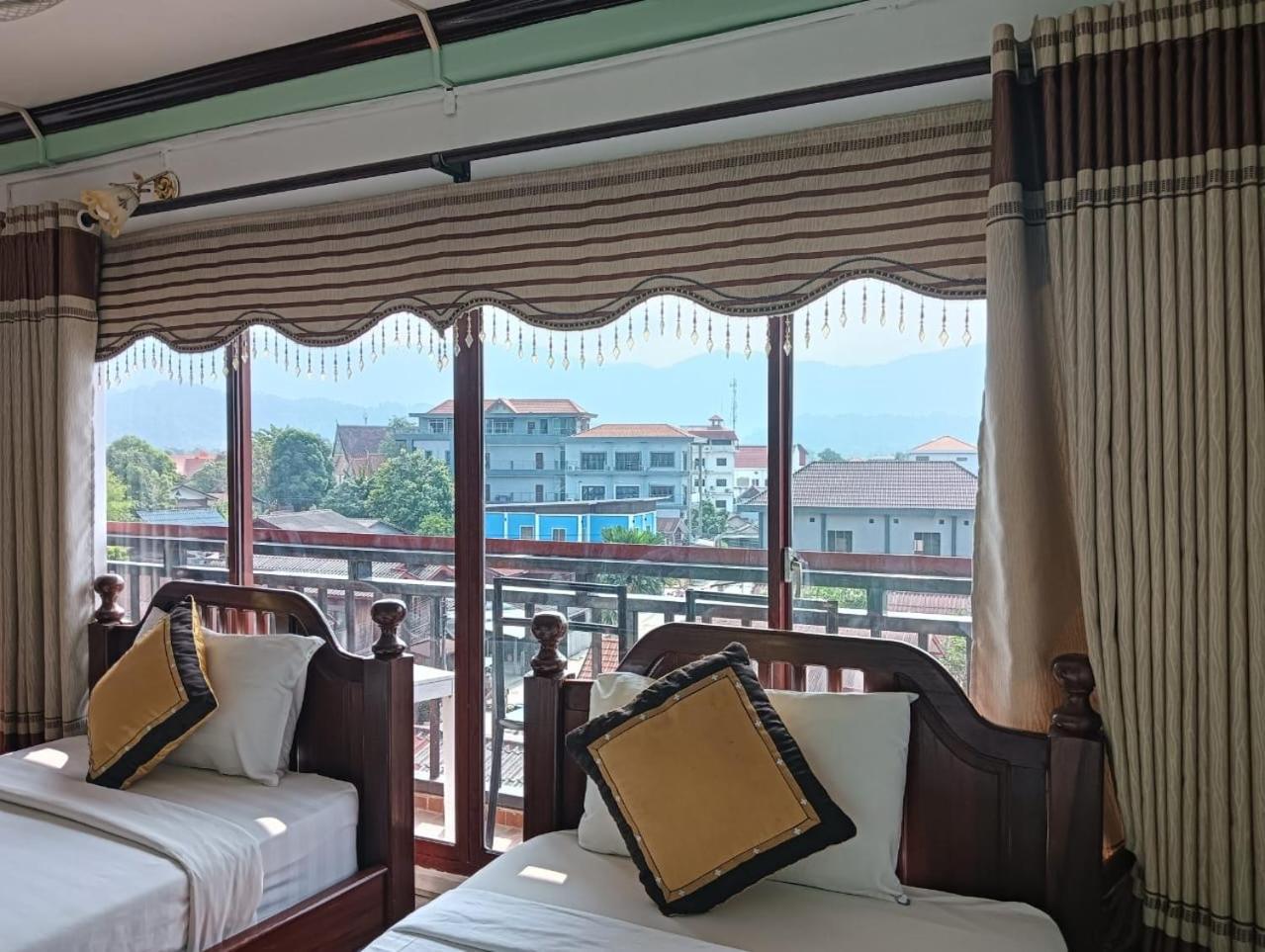 Bountang Riverside Hotel Vangviang Kültér fotó