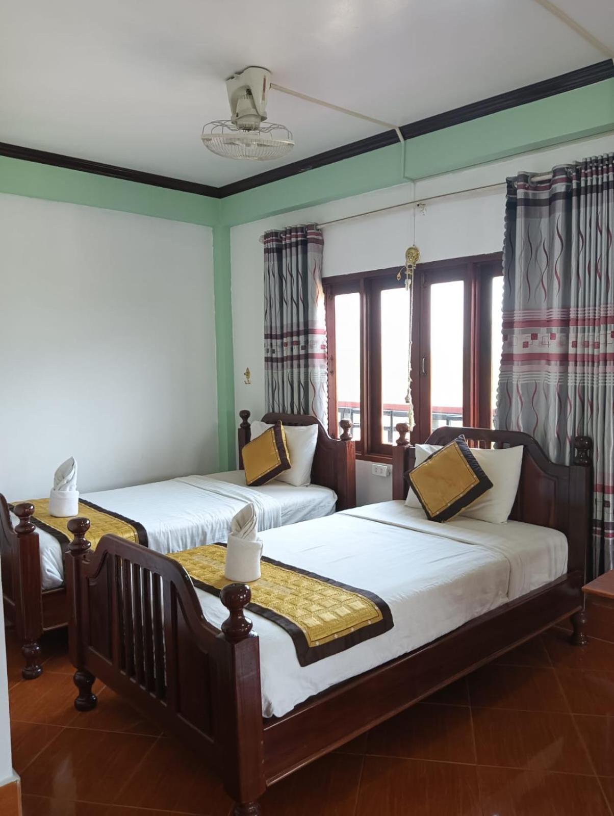 Bountang Riverside Hotel Vangviang Kültér fotó