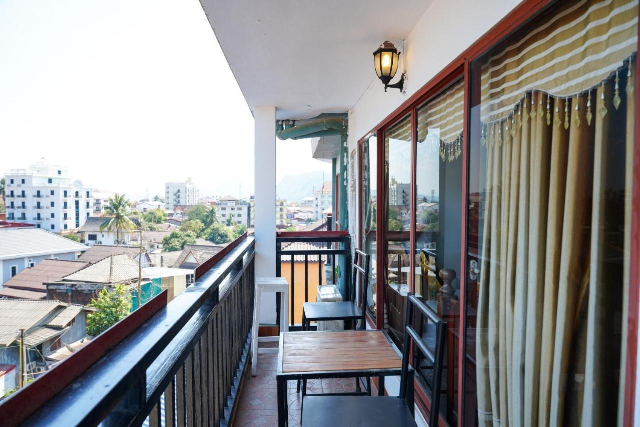 Bountang Riverside Hotel Vangviang Kültér fotó